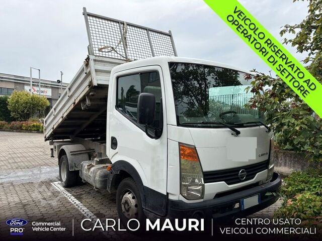 Φορτηγό ανατρεπόμενο βαν Nissan Cabstar 35.13  3000td - Motore Fuso  -