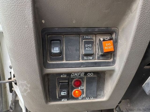 Φορτηγό ανατρεπόμενο βαν Nissan Cabstar 35.13  3000td - Motore Fuso  -