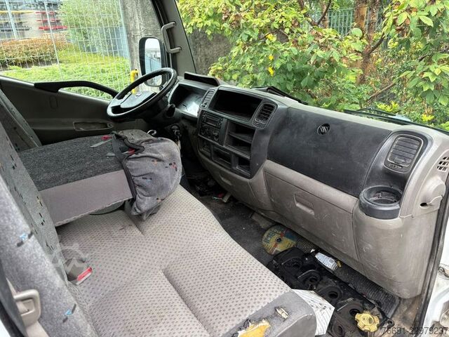 Φορτηγό ανατρεπόμενο βαν Nissan Cabstar 35.13  3000td - Motore Fuso  -