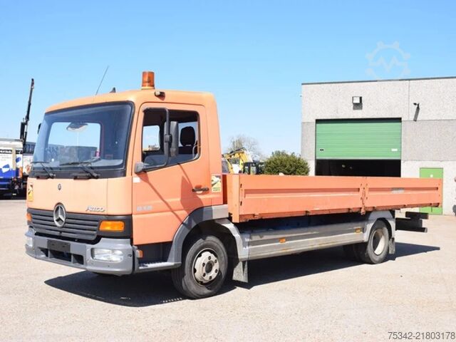 Piattaforma di carico Mercedes-Benz Atego 818 Flatbed