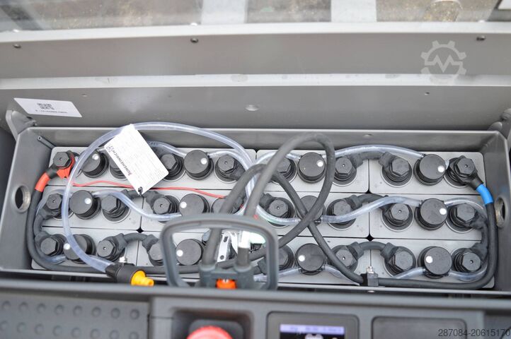 Wózek wysokiego podnoszenia Jungheinrich EJC 216