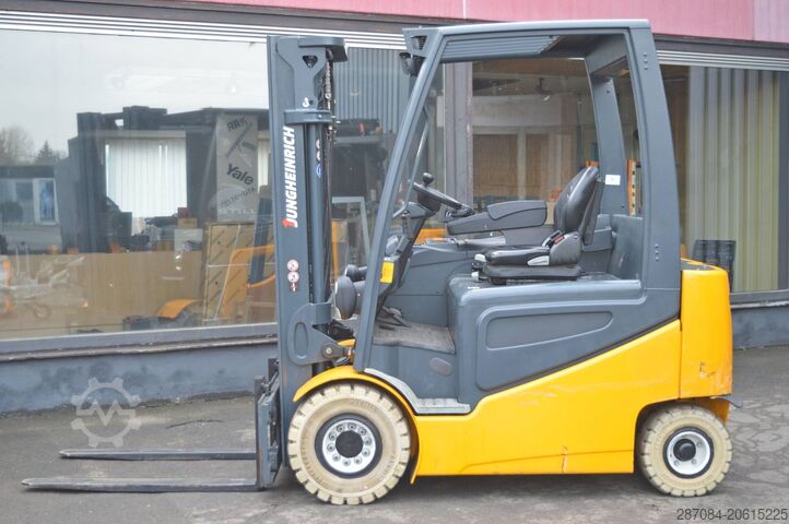 Wózek widłowy Jungheinrich EFG 425k