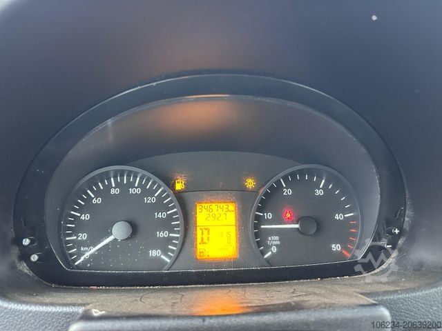 Autocarro MERCEDES-BENZ Sprinter 519