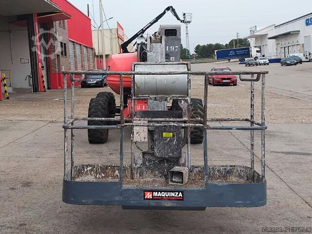 Platformă de lucru telescopică articulată Manitou 180ATJ