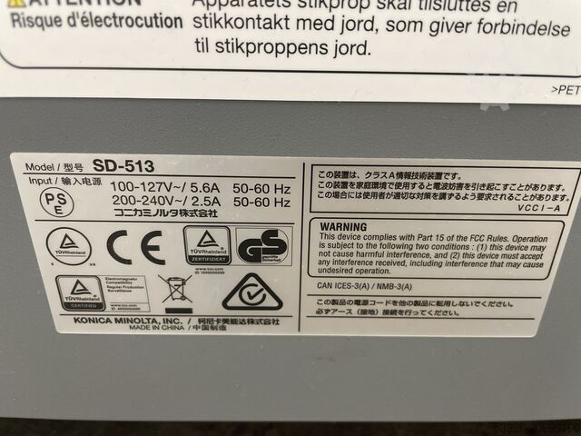 Finisor de broșuri Konica Minolta booklet finisher SD-513