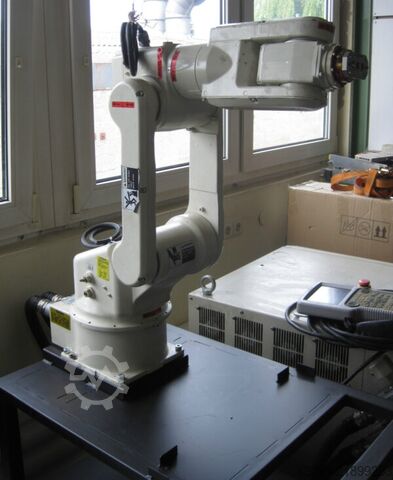 Robô industrial Yaskawa Motoman YR-SV3-J30