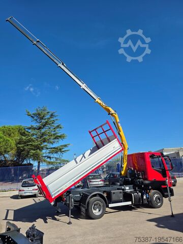 Three-side tipper truck IVECO Eurocargo