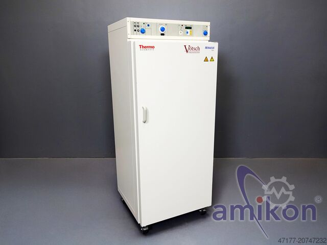 Drying cabinet / heating cabinet Thermo Scientific Vötsch UT 6420 300 °C