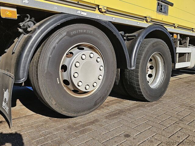 Gesloten bak RENAULT T 460 6X2 STEER COMBI