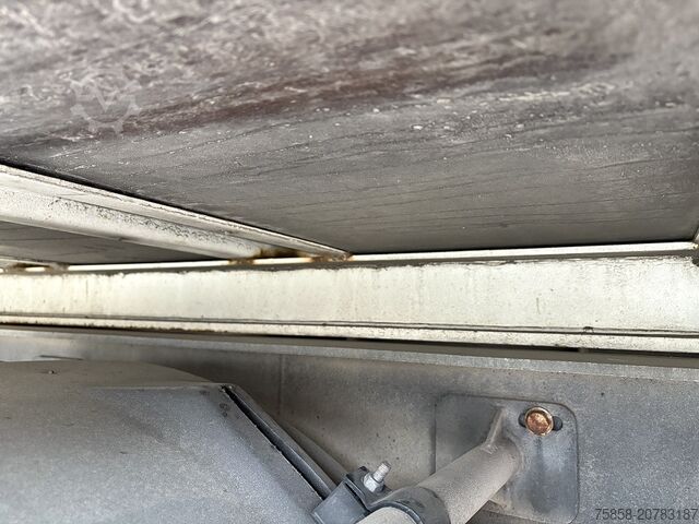 Caja intercambiable con toldo Krone Jumbo 7,82m 3m hoch Hubdach + Edscha