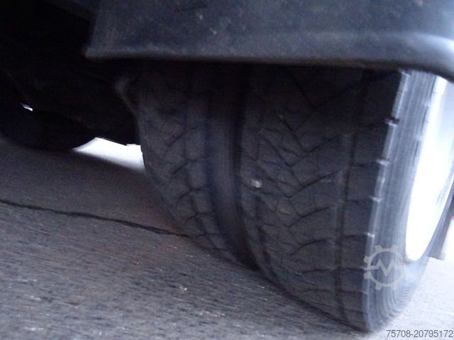 Beverage van MERCEDES-BENZ 816 D Vario*4,2m Schwenkwand*B/L*1,5t LBW*2x AHK