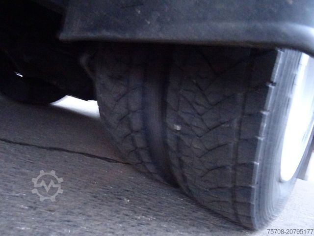 Beverage van MERCEDES-BENZ 816 D Vario*4,2m Schwenkwand*B/L*1,5t LBW*2x AHK