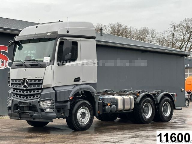 Vrachtwagenchassis MERCEDES-BENZ Arocs 2653 K 6x4 Kipperfahrgestell *NEU*