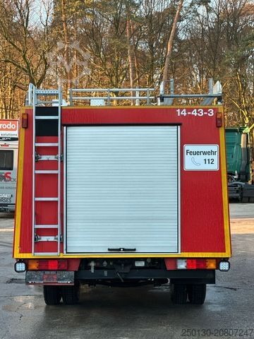 Testreszabott furgon MERCEDES-BENZ 711 D 4x2 Feuerwehr
