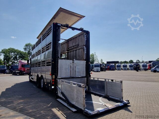Přeprava dobytka Volvo FH 460 Berdex 3 deck livestock - Loadlift - Lif...