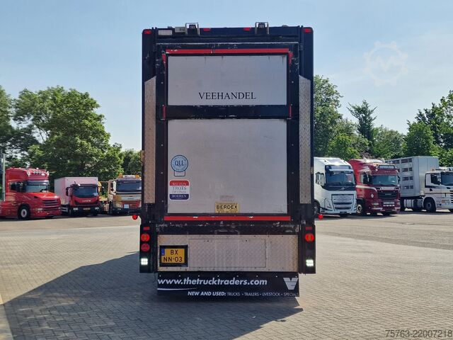 Přeprava dobytka Volvo FH 460 Berdex 3 deck livestock - Loadlift - Lif...
