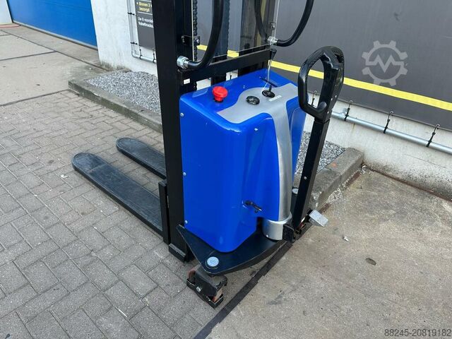 VS-22551 Semi-electric stacker EMS1530 EMS1530