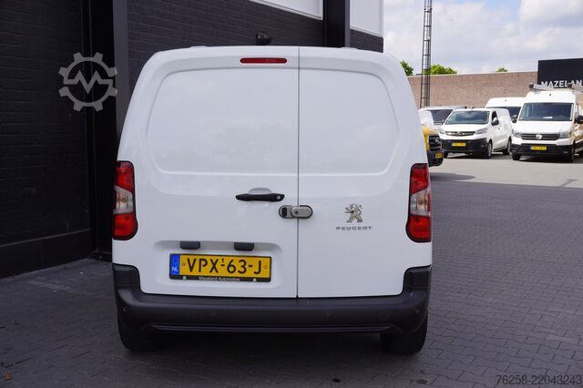 Kombi s vysokou střechou Peugeot Partner 1.5 BlueHDi 130PK Automaat EURO 6 - Air...