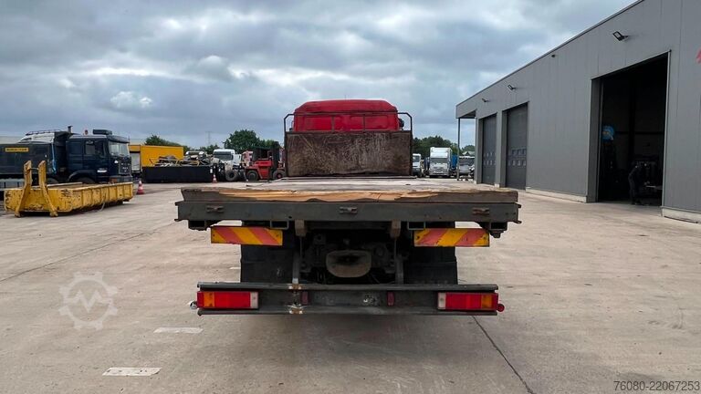 Platform trailer MAN 26.414 (6 CYLINDER / EURO 2 / 8 TYRES / MANUAL ...