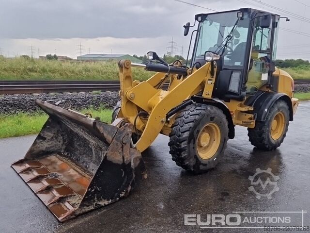φορτωτής με ελαστικά Caterpillar 908H2