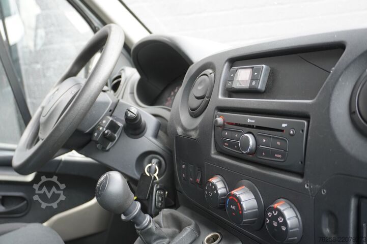Bestelwagen Renault Master 2.3 dCi 130PK L2H2 EURO 6 - Airco - Crui...