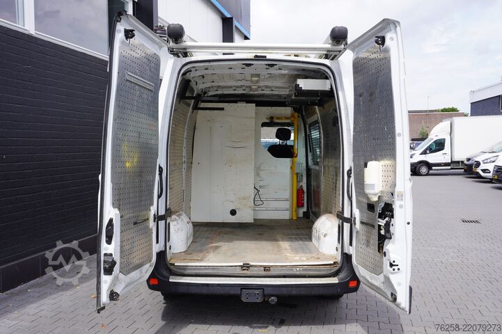 Bestelwagen Renault Master 2.3 dCi 130PK L2H2 EURO 6 - Airco - Crui...