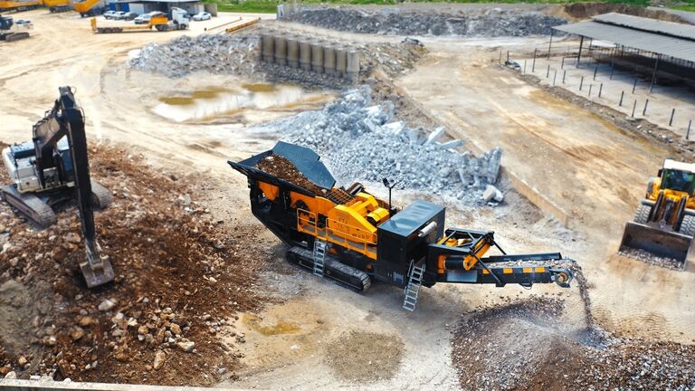 Jednostka krusząca FABO Mobile Brechanlage Mobile Brechanlage | Brecher 300 TPH