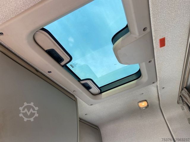 Standard SZM DAF XF 440 FT Kipphydraulik Navi Klima