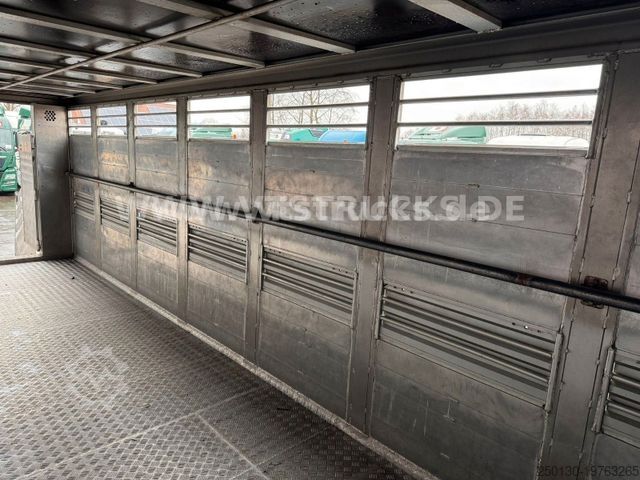 Rimorchio per trasporto cavalli  Stehmann 1.Stock Viehanhänger Bj.2013