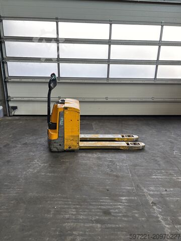 Elektrische palletwagens Jungheinrich EJE 120