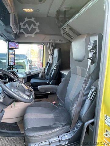 Τυπική μονάδα τράκτορα DAF XG 530 4x2