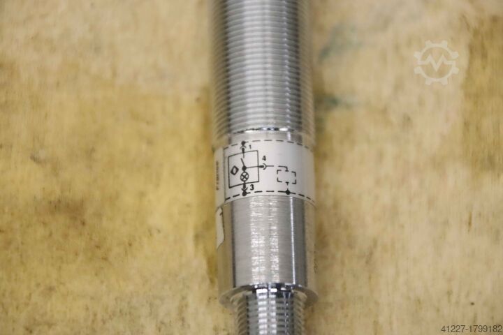 Induktiver Sensor Telemecanique XSA-H05313D