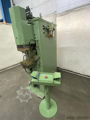 Puntprojectielasmachine; puntlasmachine, projectielasmachine, weerstandlasmachine NIMAK BMP 20/150