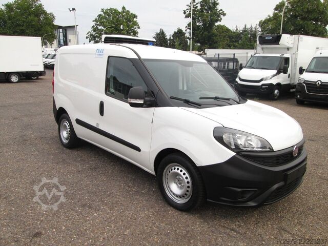 Furgone isotermico frigorifero FIAT Doblo CNG *Carrier-Tiefkühler*Euro6*