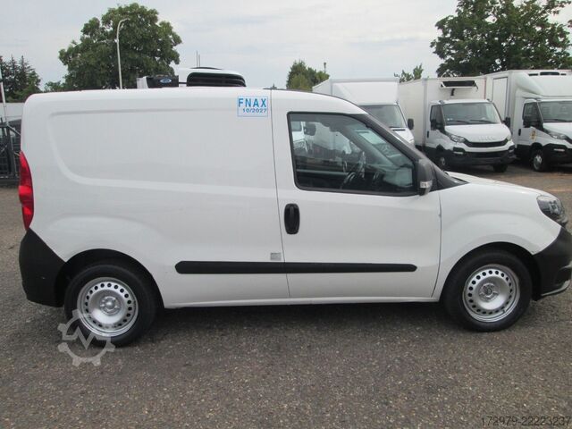 Furgone isotermico frigorifero FIAT Doblo CNG *Carrier-Tiefkühler*Euro6*