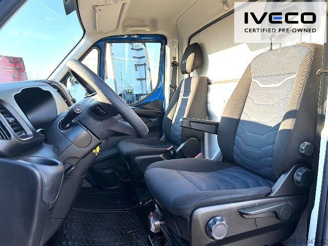 Transporter mit Koffer IVECO 35S18H Koffer / Portaltüren, 3L Hubraum!