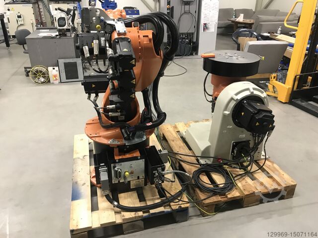 Industrial robot KUKA KR16 DKP400v1