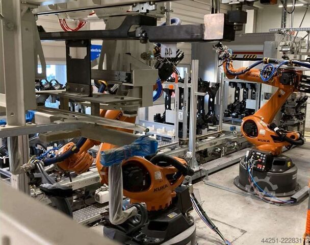 Εγκατάσταση επίστρωσης + ρομπότ Sturm (Anlage) / KUKA & Yaskawa (Roboter Beschichtungsanlage