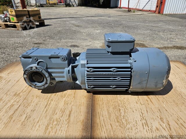  SEW-EURODRIVE KAZ37