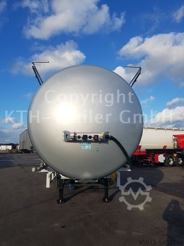 Ημιρυμουλκούμενο βυτιοφόρο KÄSSBOHRER STS 32 Bitumen Tanker AUCH MIETE