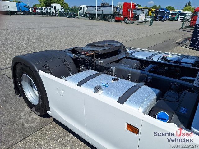 Standardní tahač Scania R 460 A4x2NA