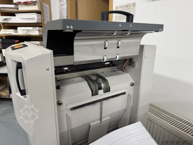 Poinçonneuse JBI DocuPunch +Plus