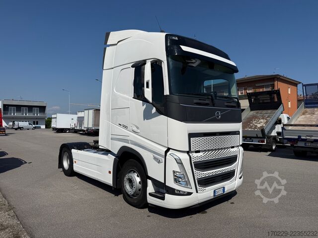 Standardni tegljač Volvo fh 500 i-save