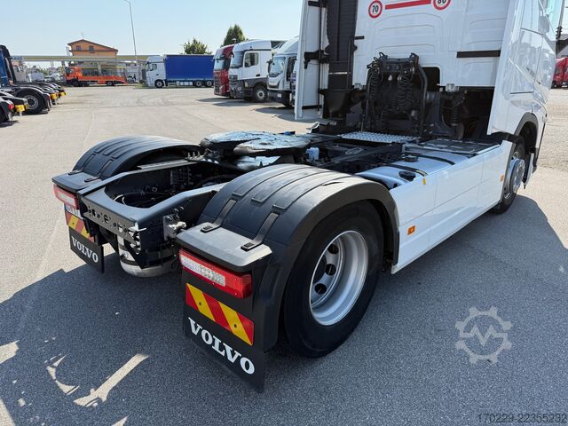 Standardni tegljač Volvo fh 500 i-save