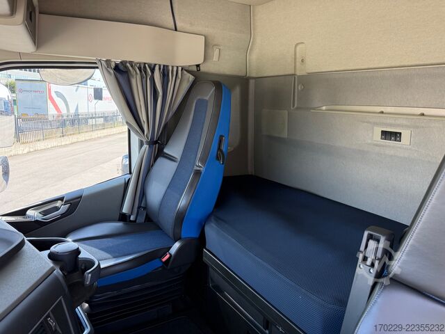 Standardni tegljač Volvo fh 500 i-save