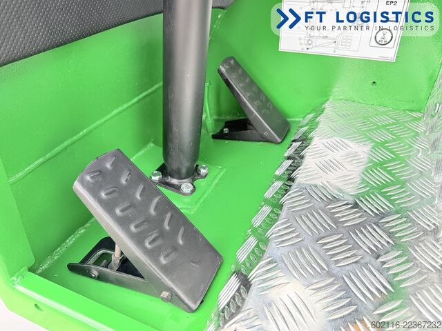 Vierwegvorkheftruck Combilift C3000 DIESEL TRIPLEX 5600 FREE-LIFT