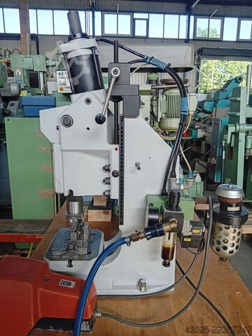 Presă de montaj pneumatică SCHMIDT -- 28 kN
