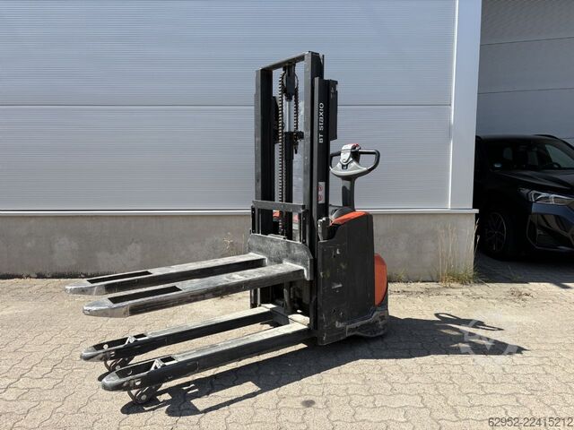 Gerbeur manuel Toyota SWE 200 D