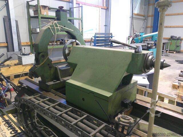Tornio a mandrino passante SARO SPA8X3000