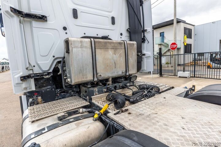 Standard-SZM Mercedes-Benz ACTROS 2646 LS + HYDR.